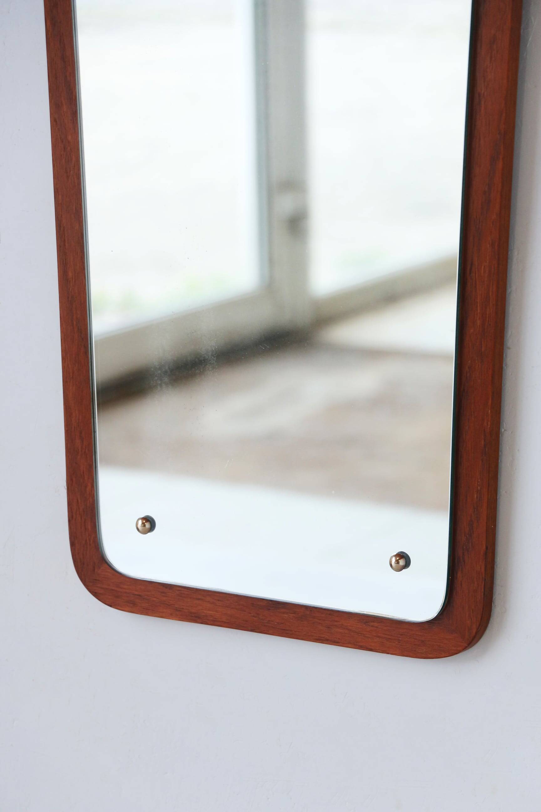 Miroir scandinave vintage en teck – Années 60