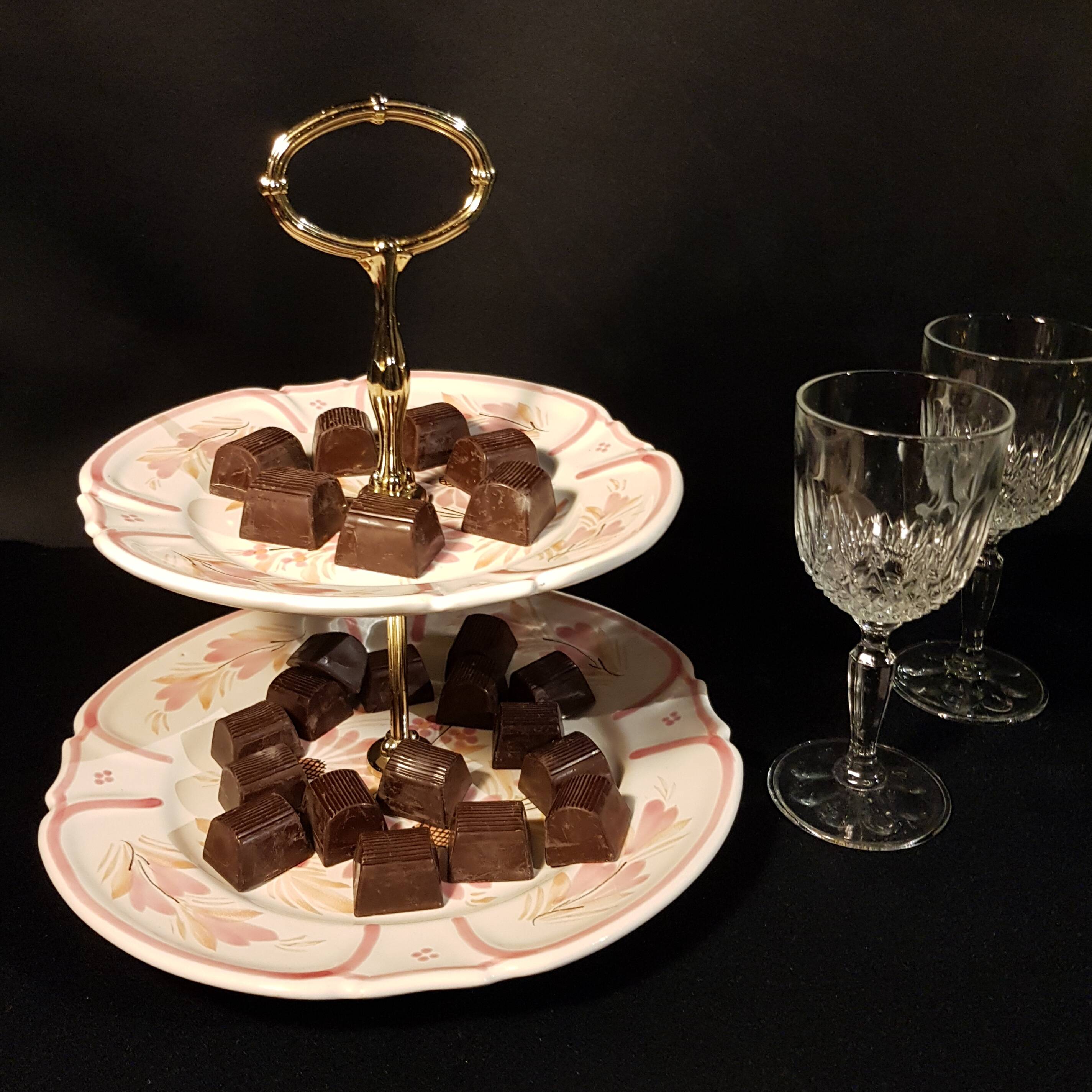 Servant HB Henriot Quimper