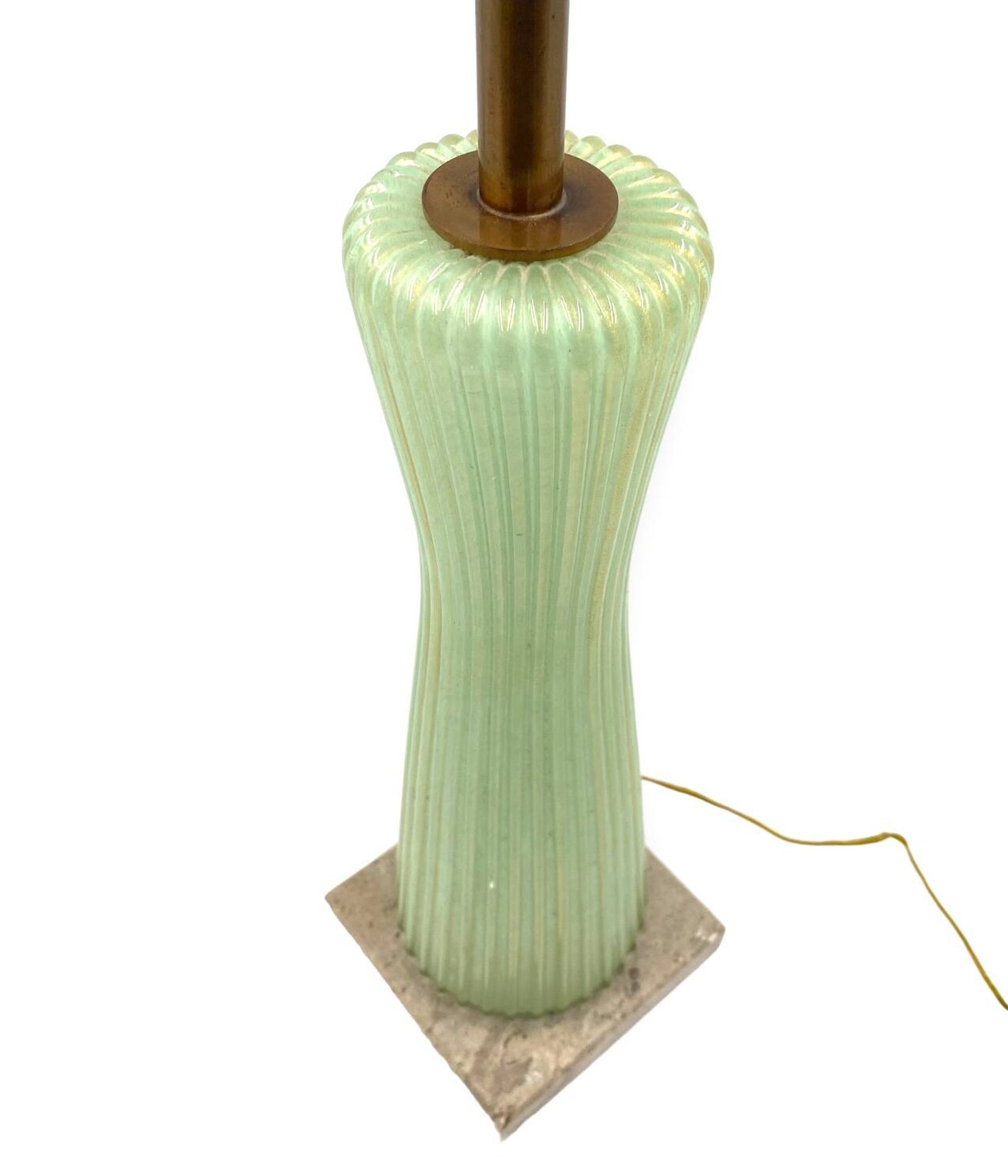 Mid-century modern green Murano glass Table lamp, Barovier & Toso style  Italy, 1940s