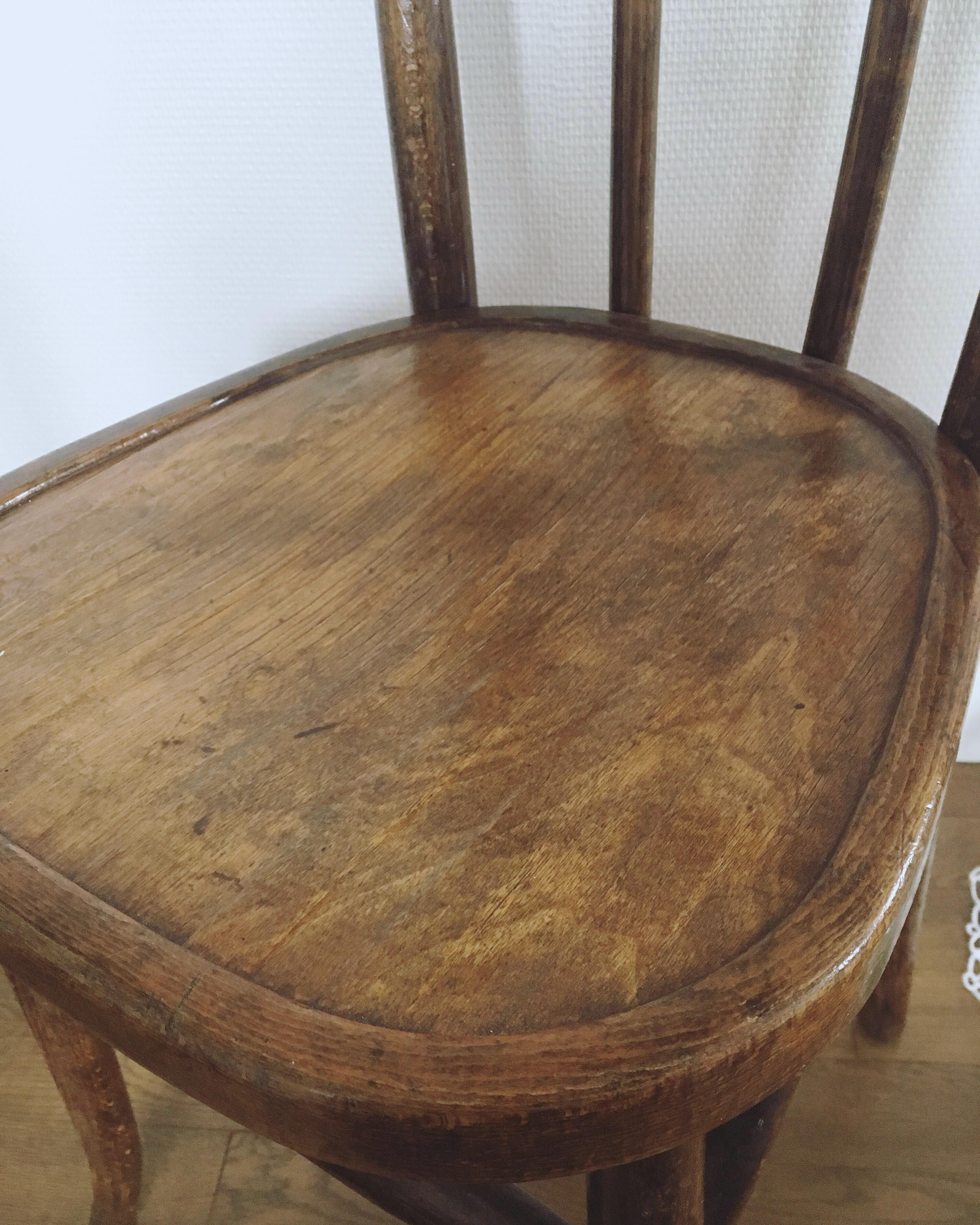 Paire de chaises bistrot Baumann