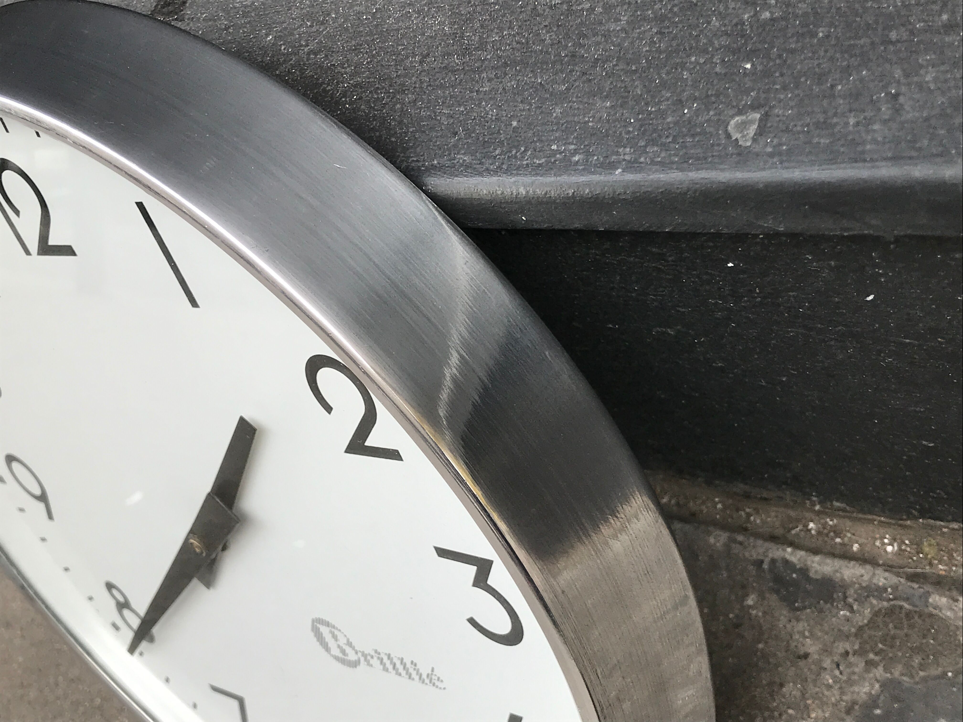 Industrial clock 30 cm functional brillie alu polished station pendulum 1960