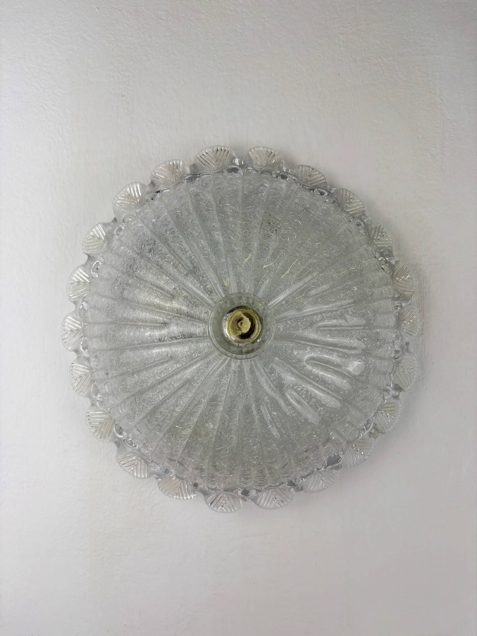 Murano glass scalloped flushmount ceiling light, Italy 1960s