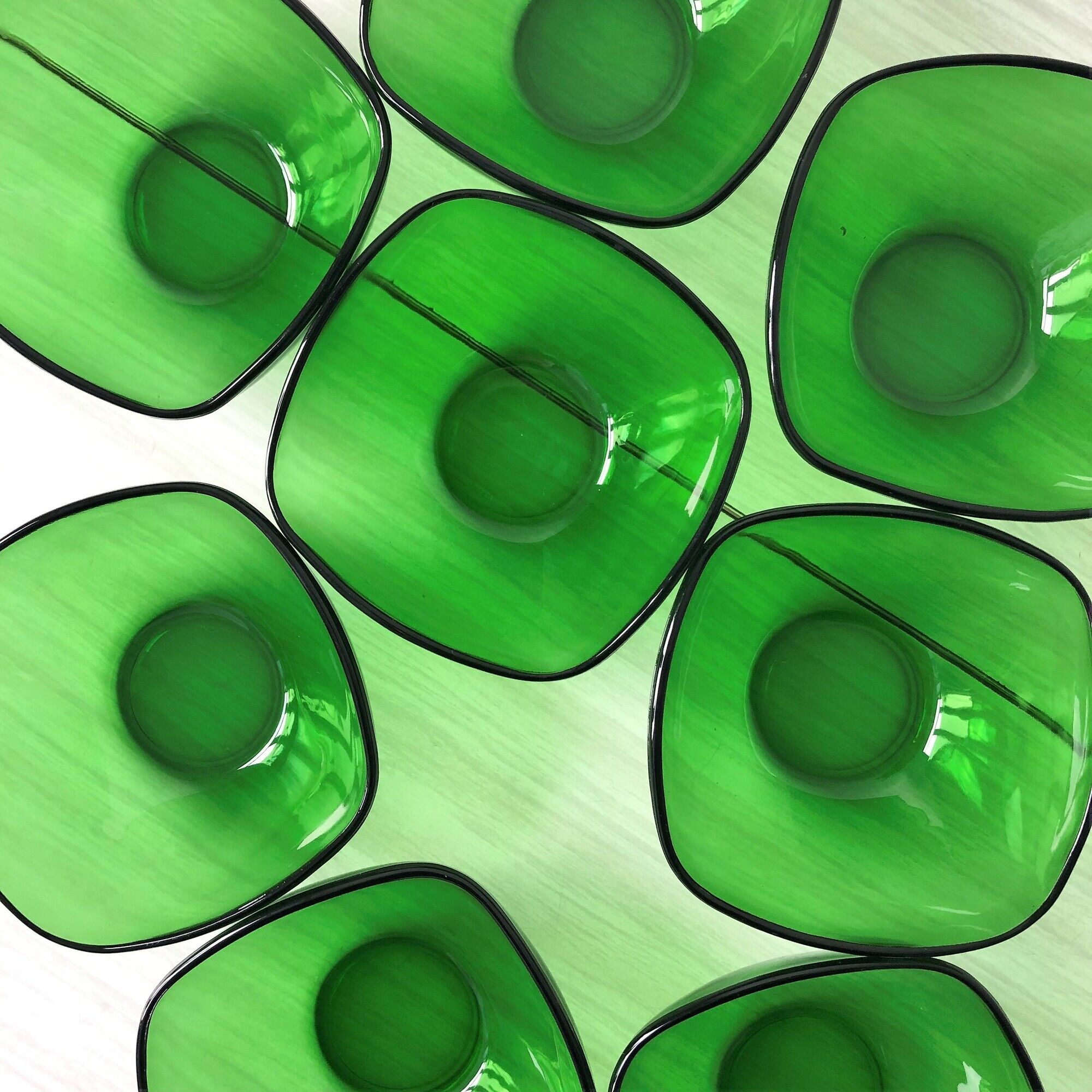 8 ramekins, translucent green tempered glass cups, vereco france shape