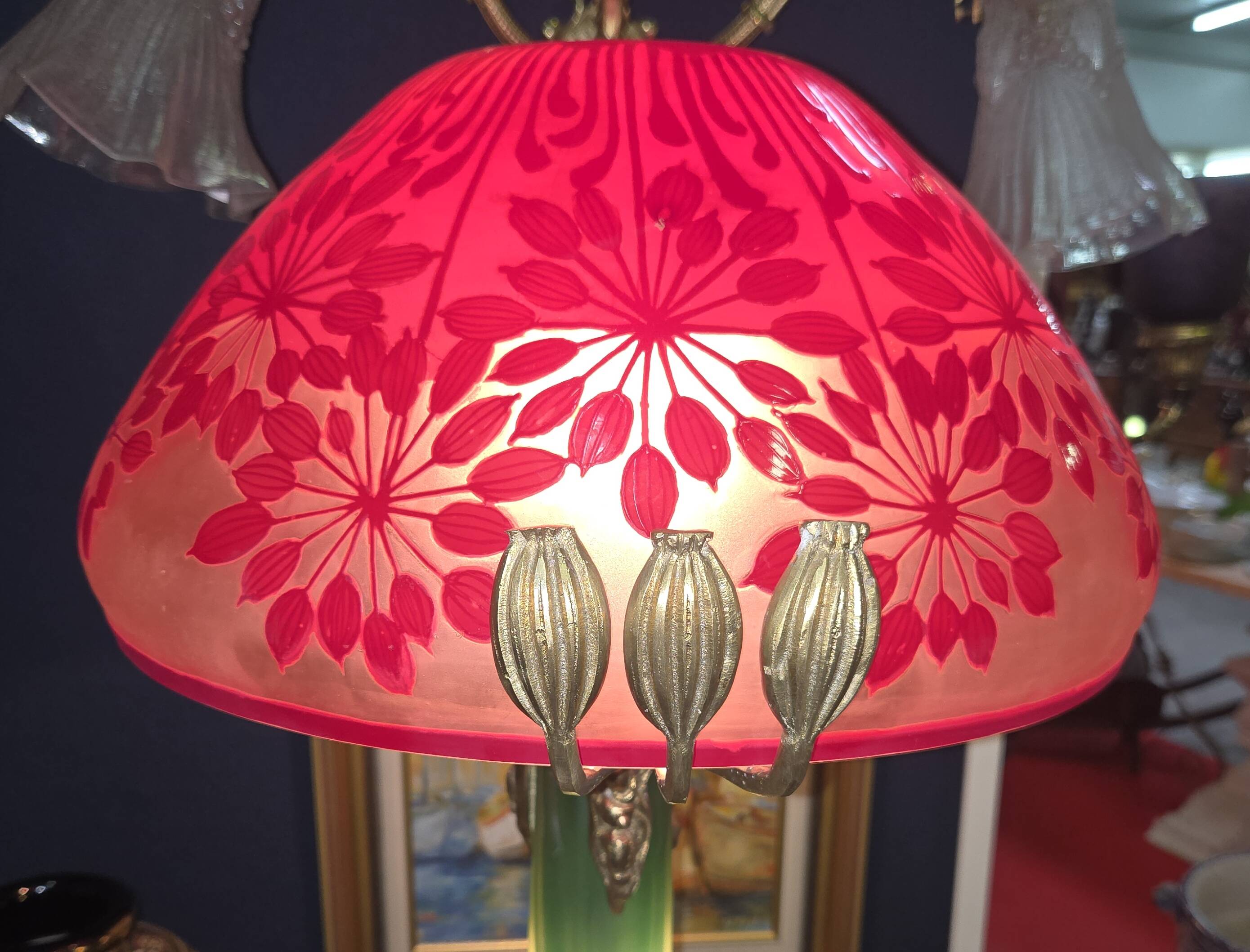 Grande lampe style Art Nouveau – pied en bronze et verre, abat-jour dégagé
