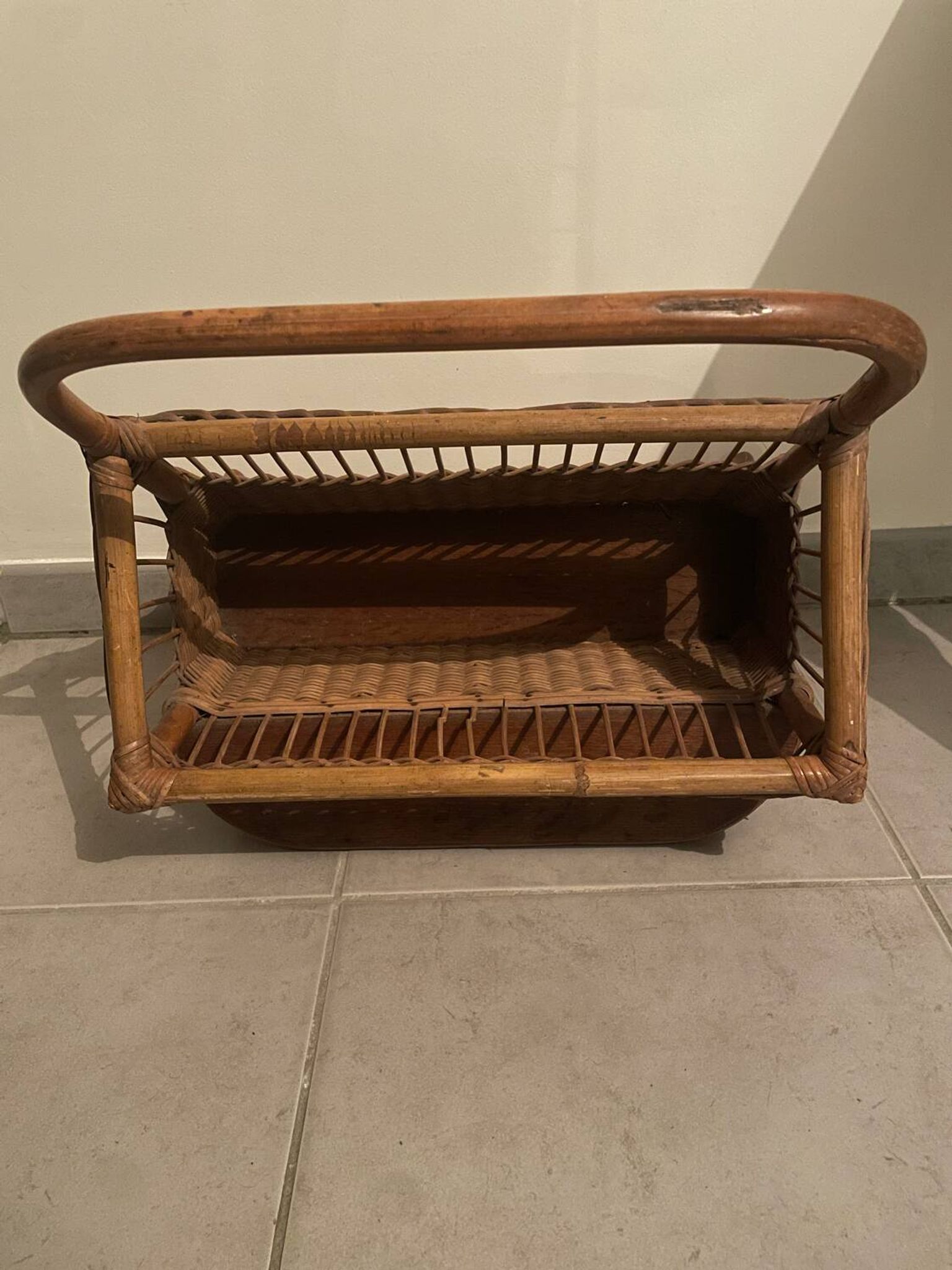 Vintage rattan magazine rack with side shelf - Bohemian style