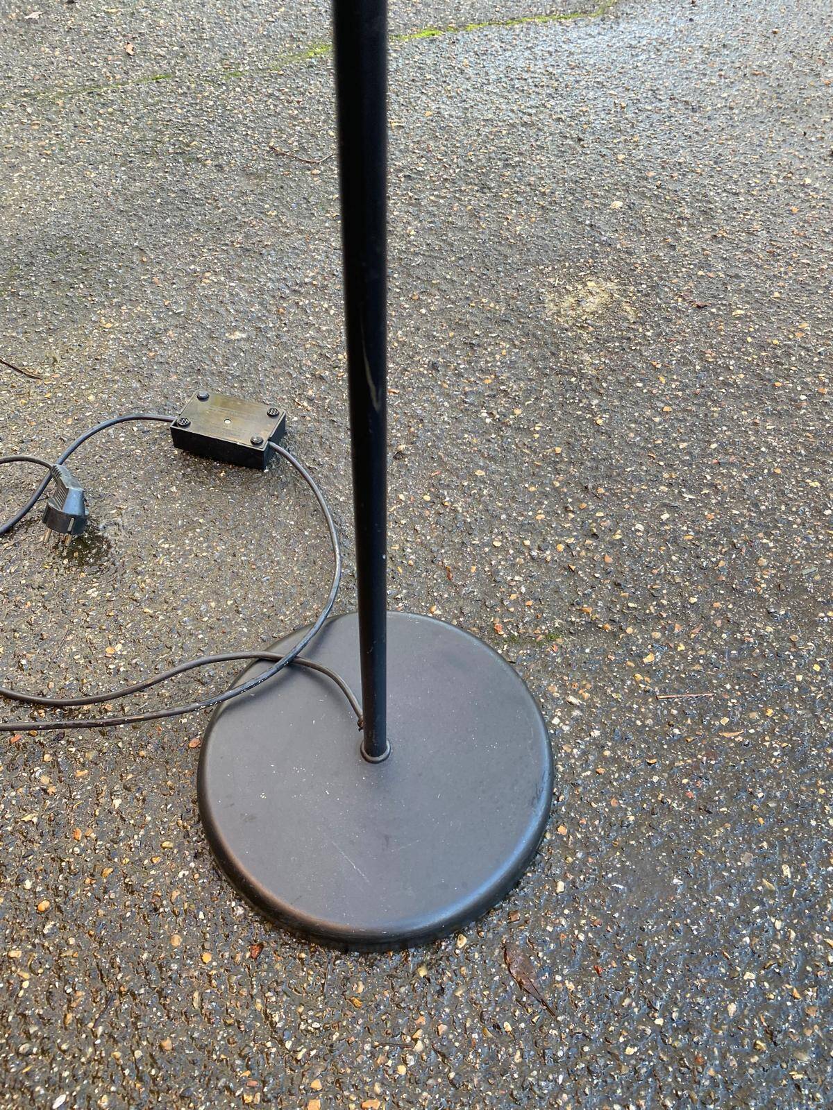 Lampadaire vintage noir coupole Belgique