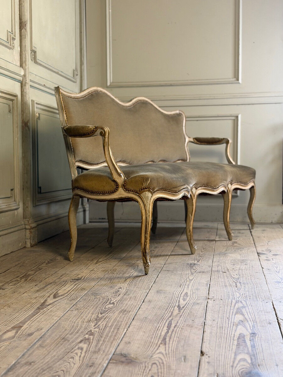 Louis XV bench in carved and painted wood, 18th century