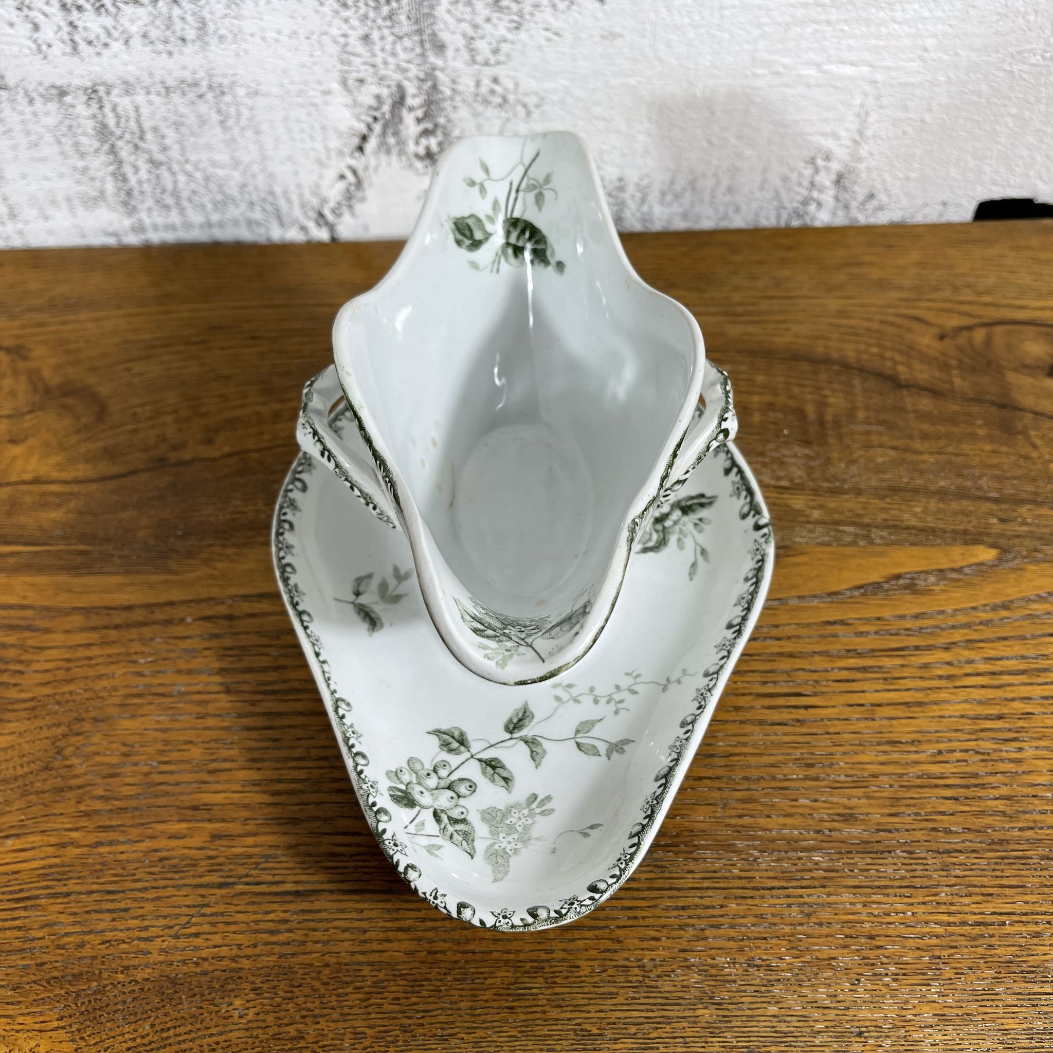 Saucière terre de fer 1900