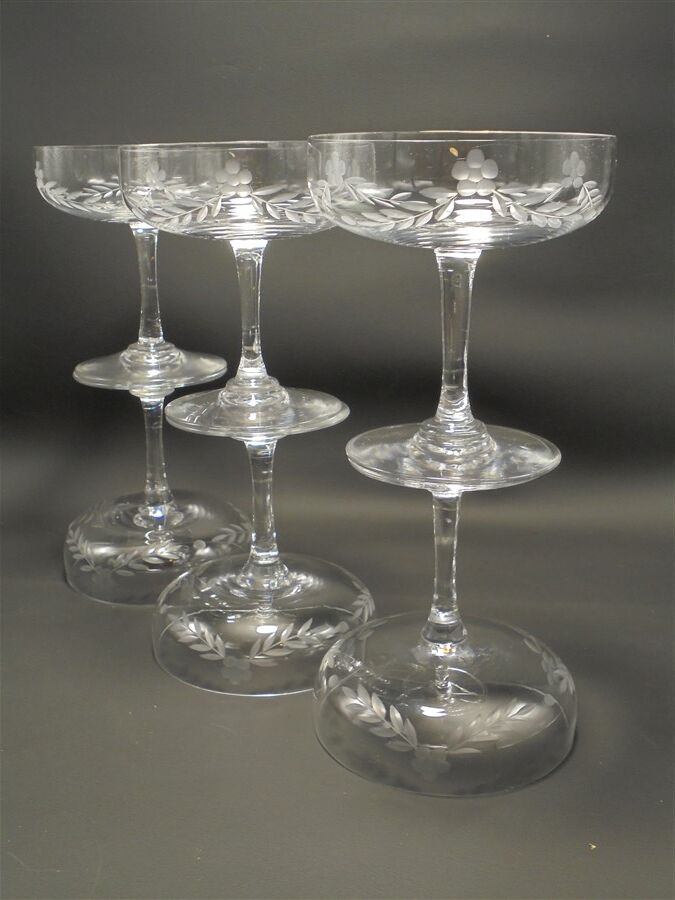 Set of 6 champagne glasses