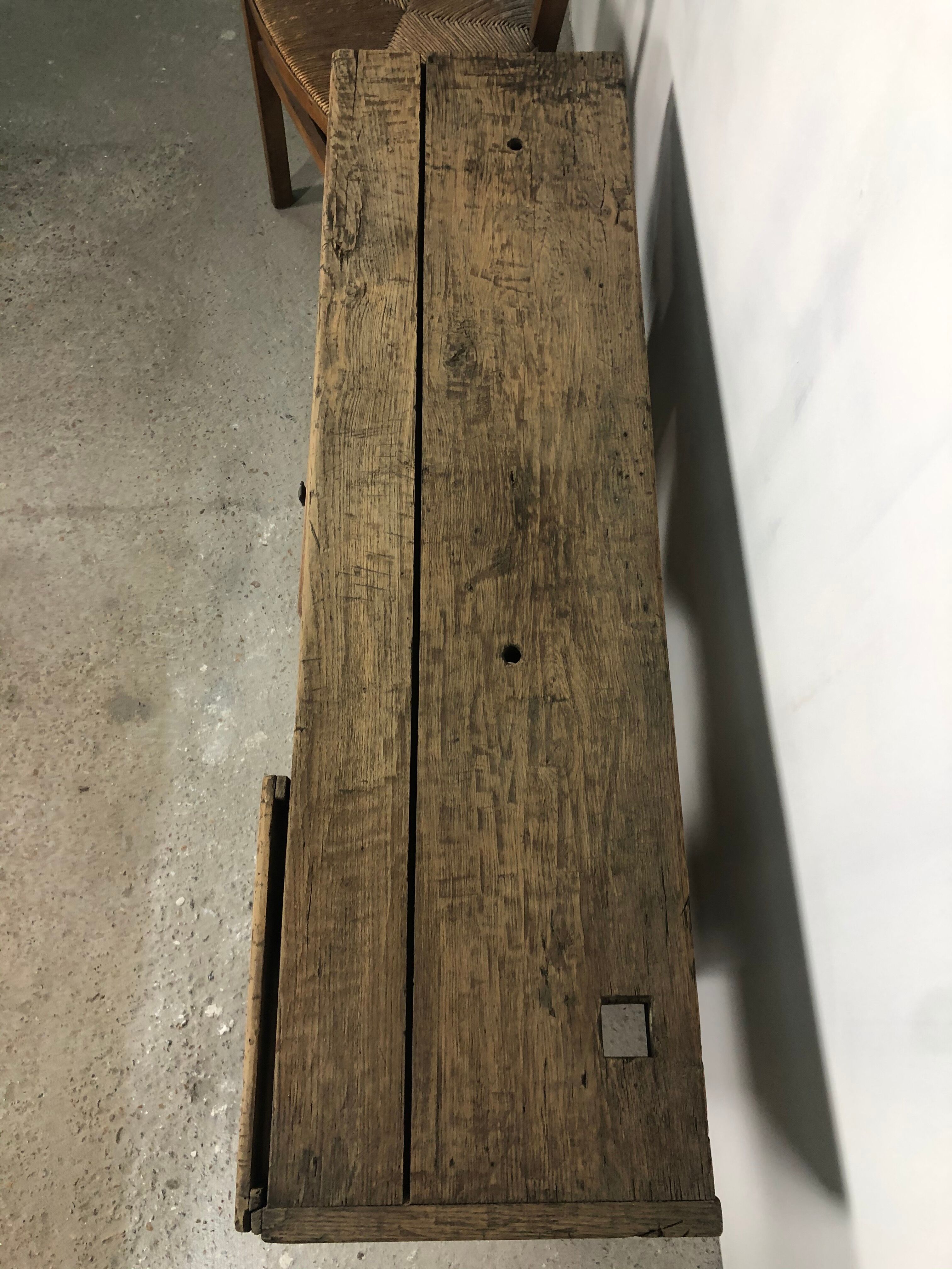 Old workbench in raw solid oak 1920