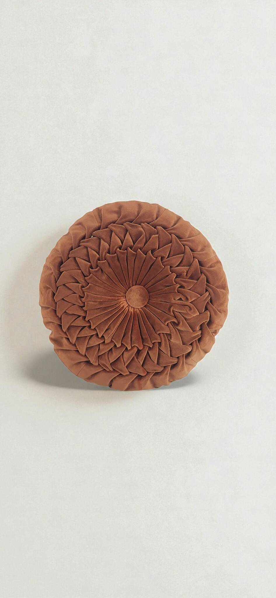 Round pleated velvet cushion