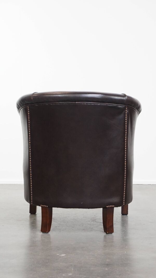 Fauteuil club en cuir de vache de style anglais