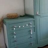 Asymmetrical cabinet
