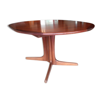 Oval table brand Gautier year 70 rosewood