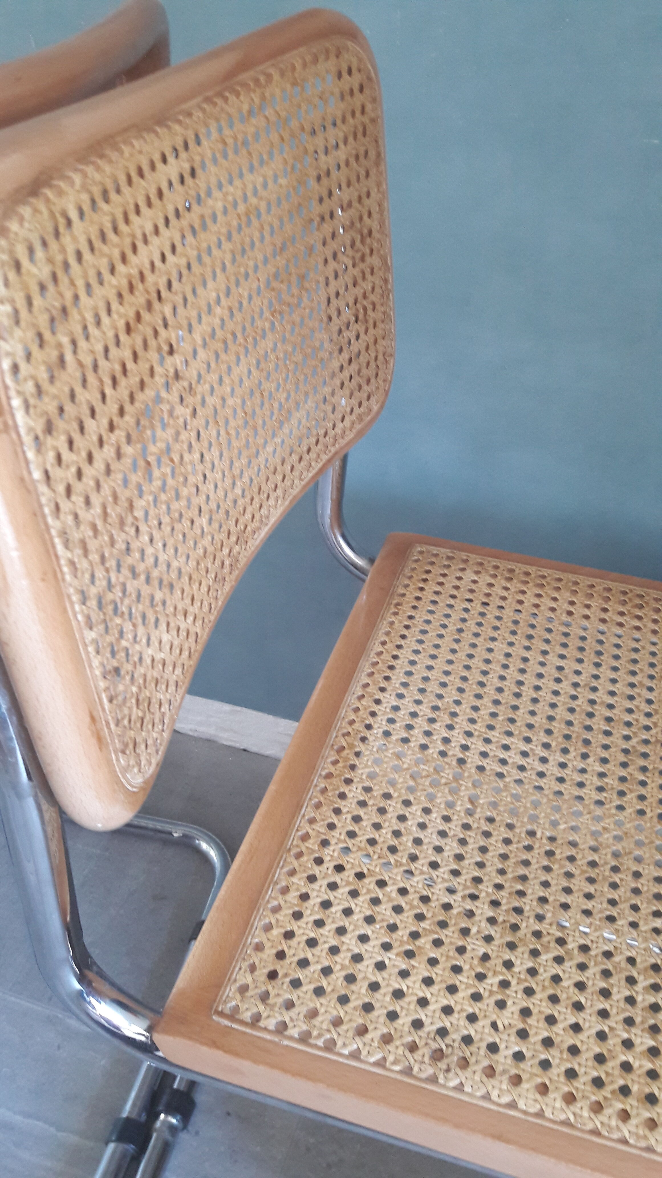 Pair of chairs cesca B32