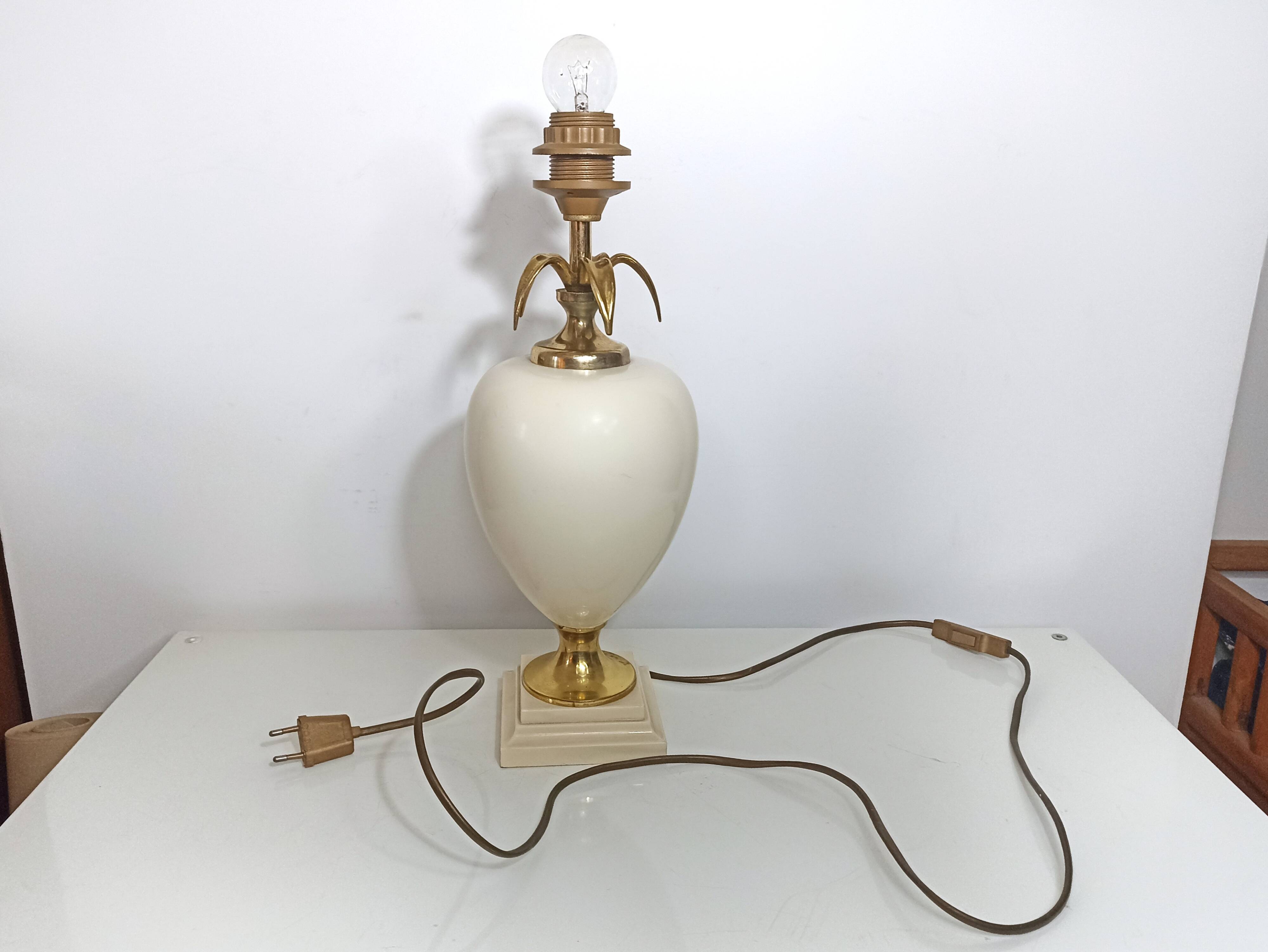 Large pineapple, palm tree, vintage egg lamp base