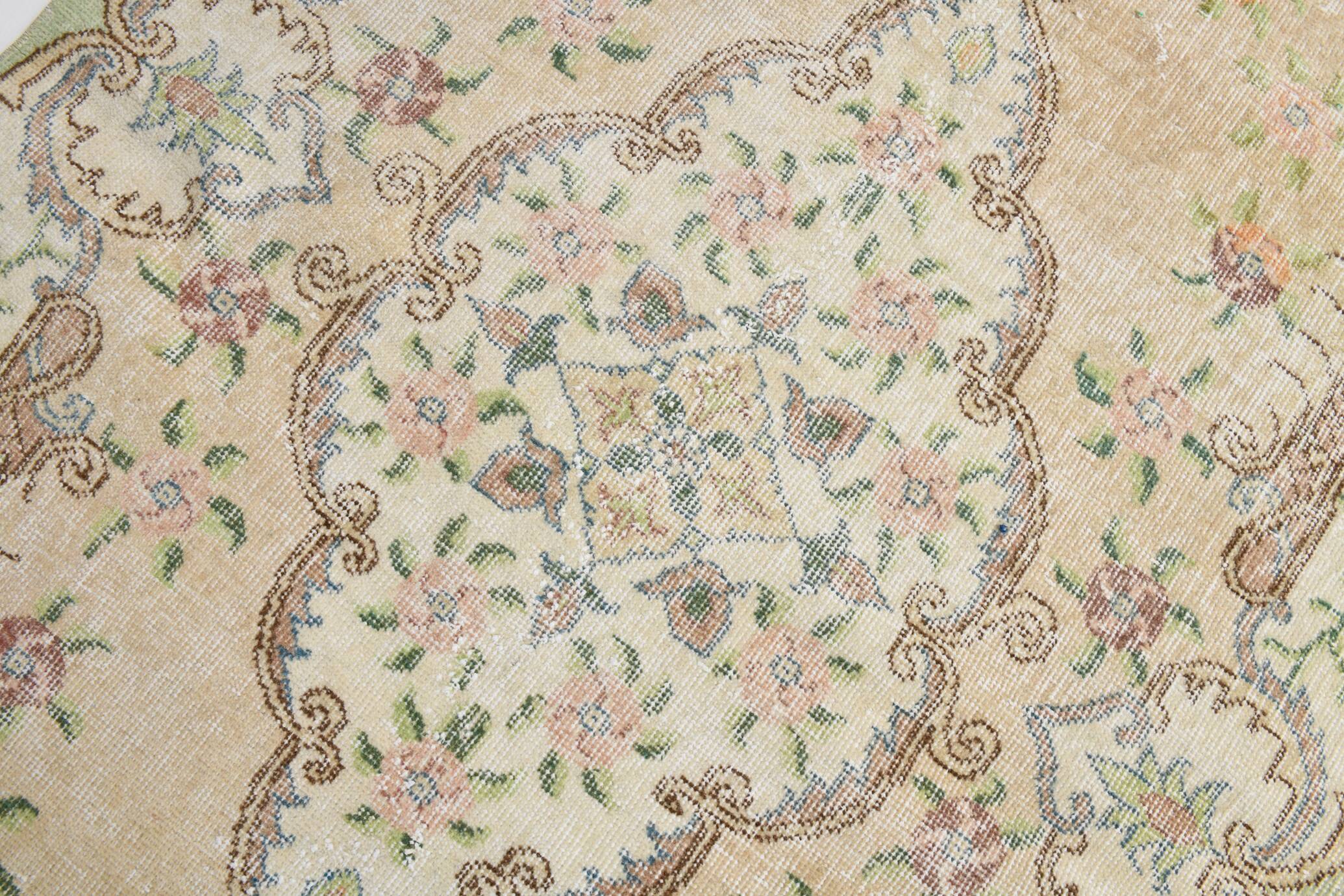 4x7 Light Yellow and Brown Persian Rug, 114x204Cm