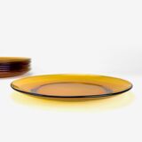 8 assiettes plates Duralex verre ambré années 70