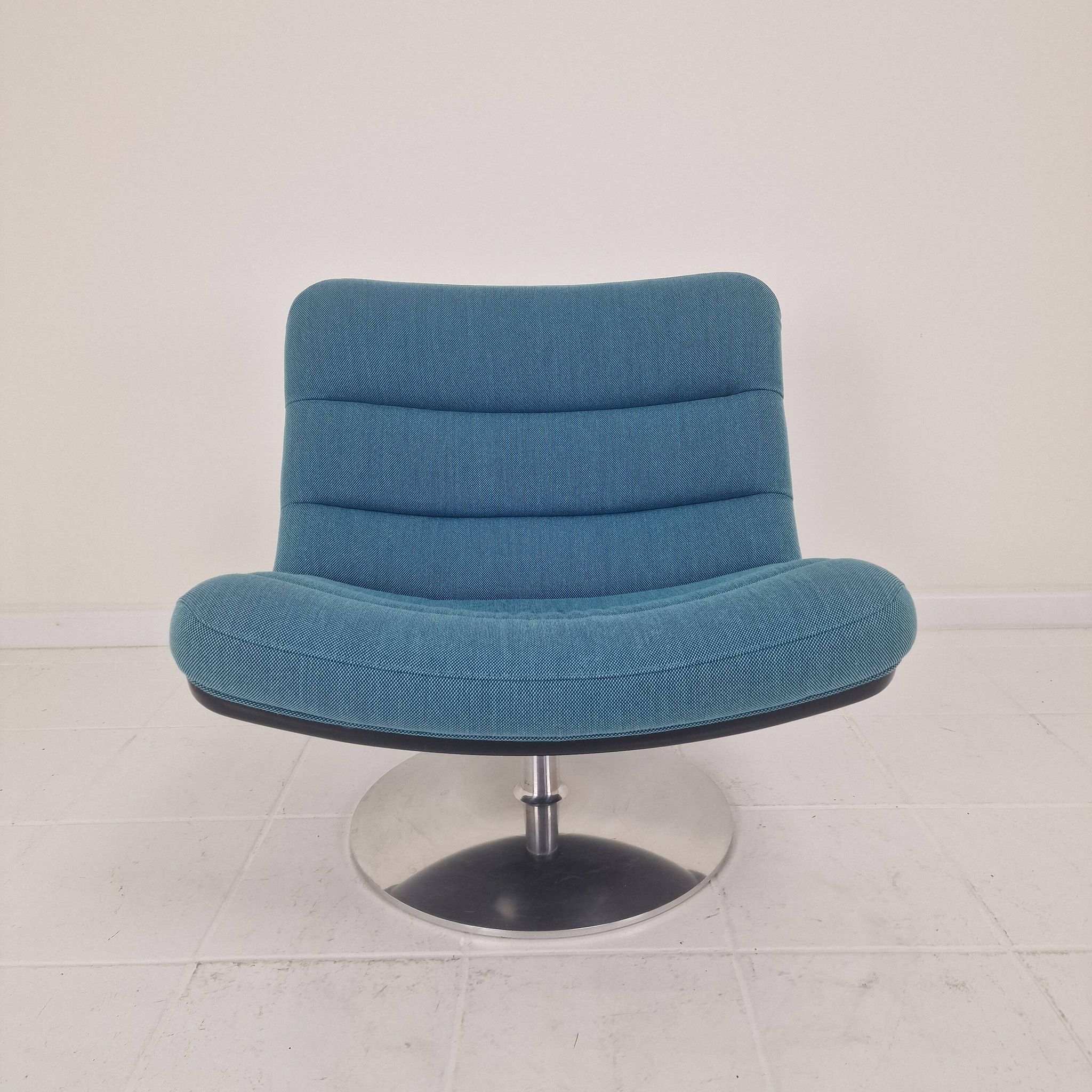 Model F978 Lounge Chair by Geoffrey Harcourt for Artifort