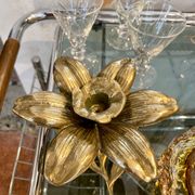 Bougeoir fleur en laiton