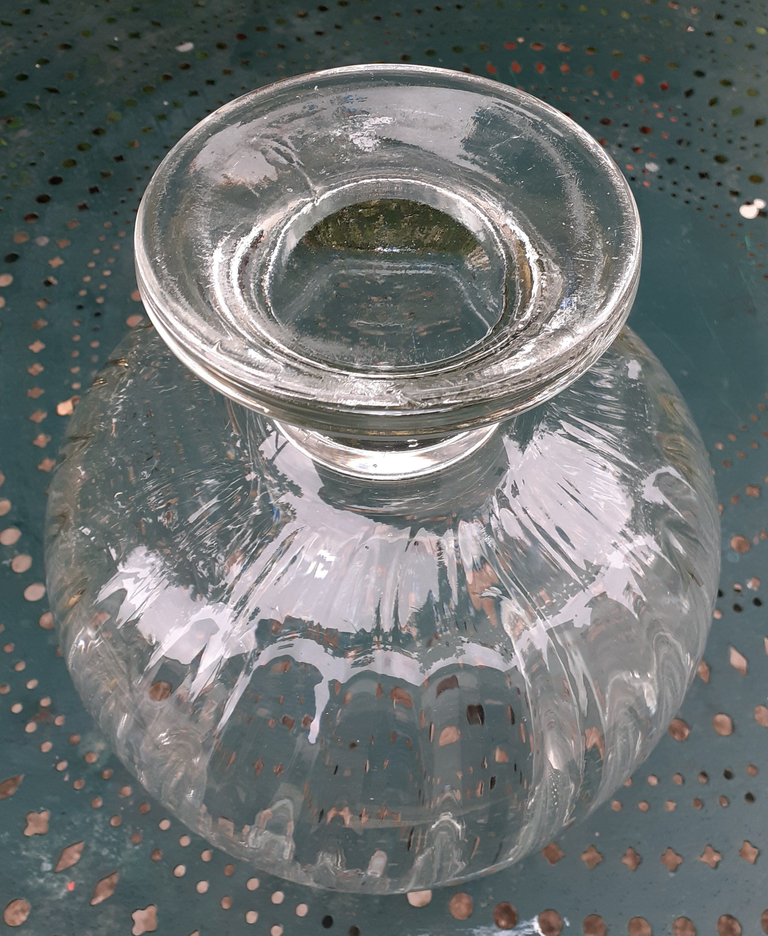 Glass cup