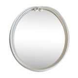Oval mirror in white lacquered metal