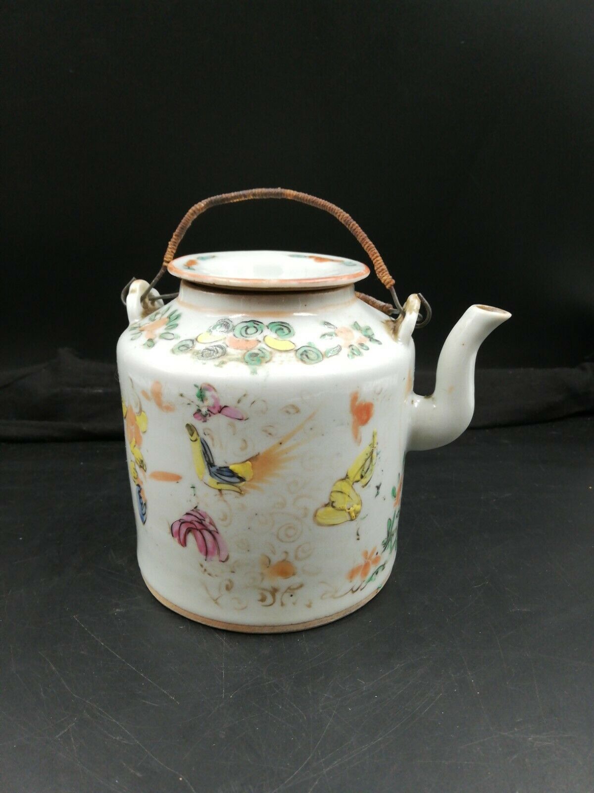 19th-century canton porcelain teapot