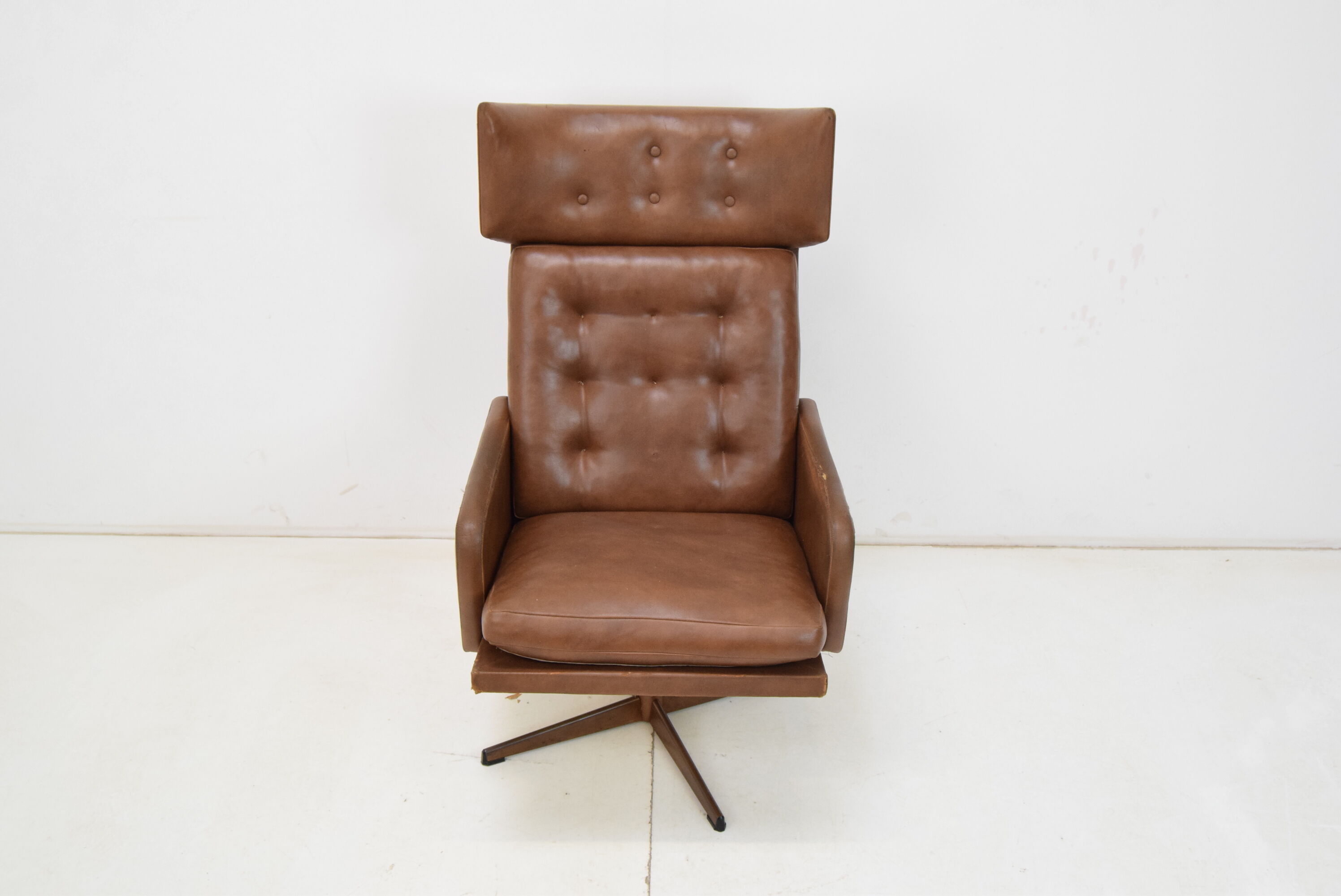 Mid-century leatherette rotatable armchair,1960's.