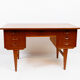 Bureau vintage avec 7 tiroirs