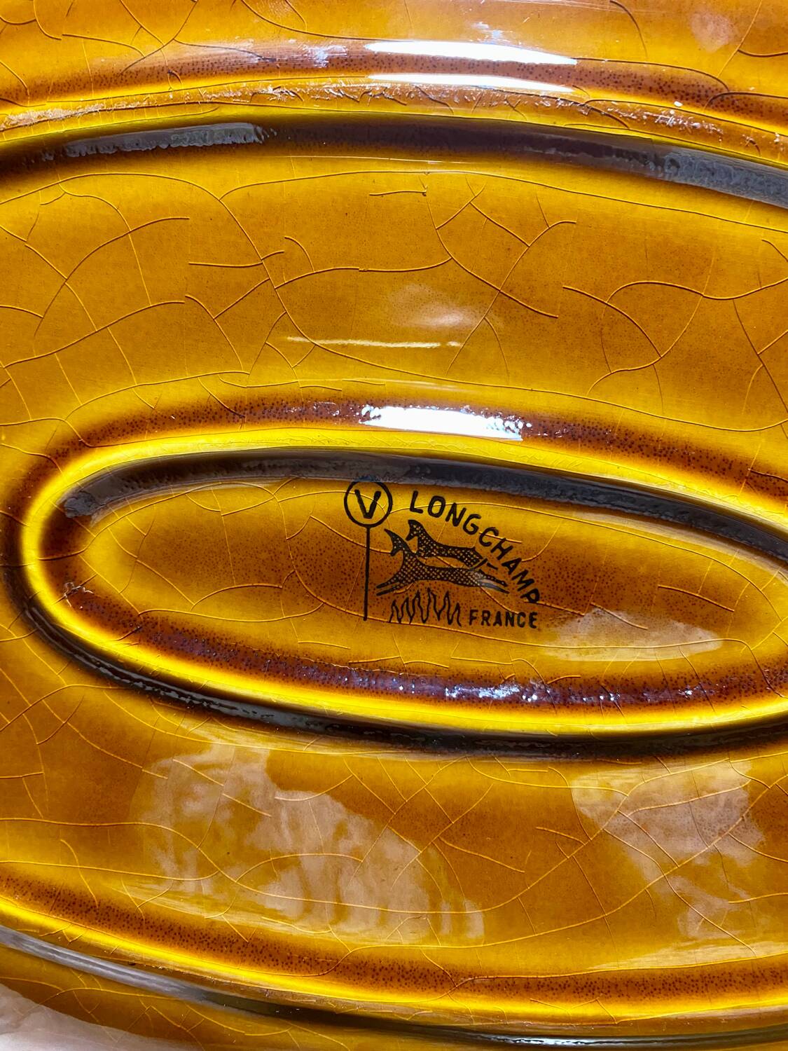 Longchamp brown varnished enameled serving dish