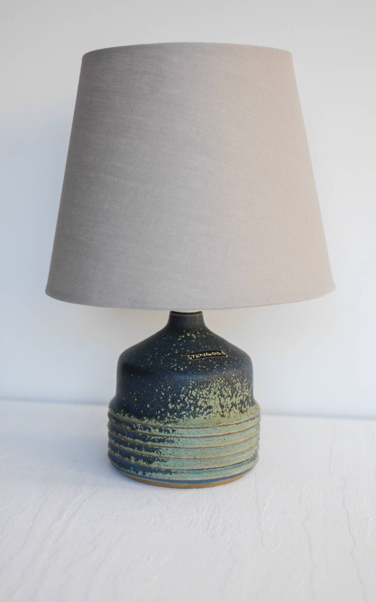 Mid-century modern pottery table lamp made by Rolf Palm, Sweden