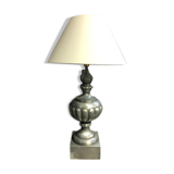 Lampe ornementée en zinc