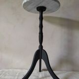 Marble tripod sellette