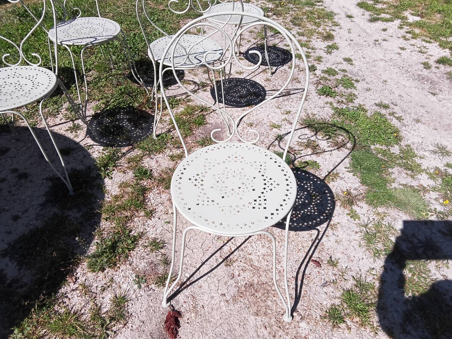 Large garden furniture