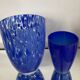 Duo de vases vintage en verre moucheté
