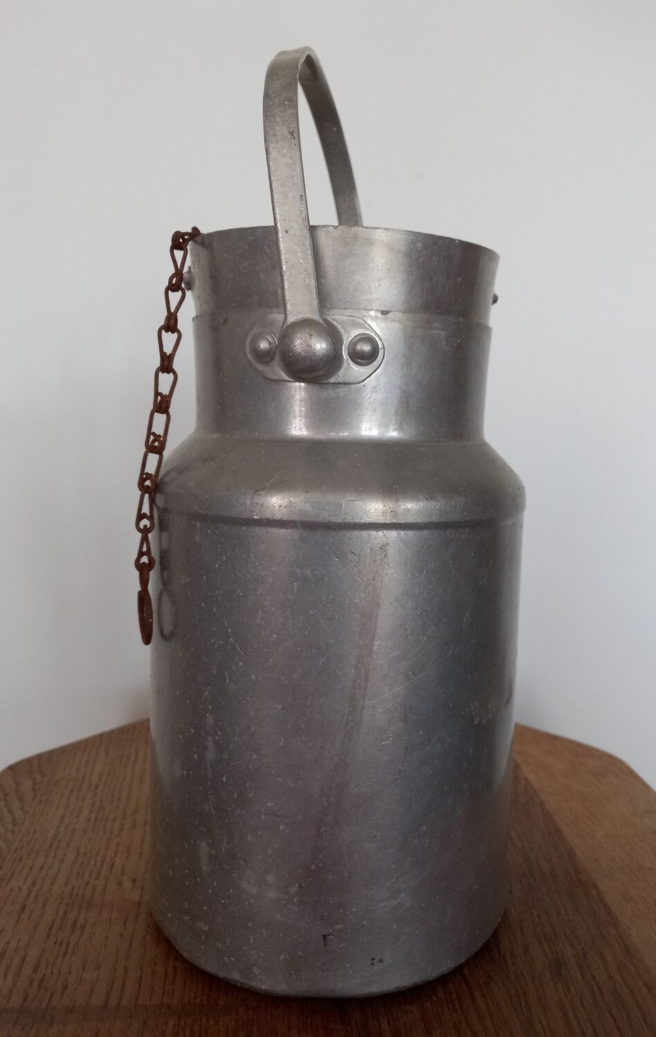 Milk canister