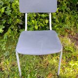 Set of 2 children's school chairs