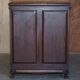 Paire de commodes vintage en bois dur sculpté