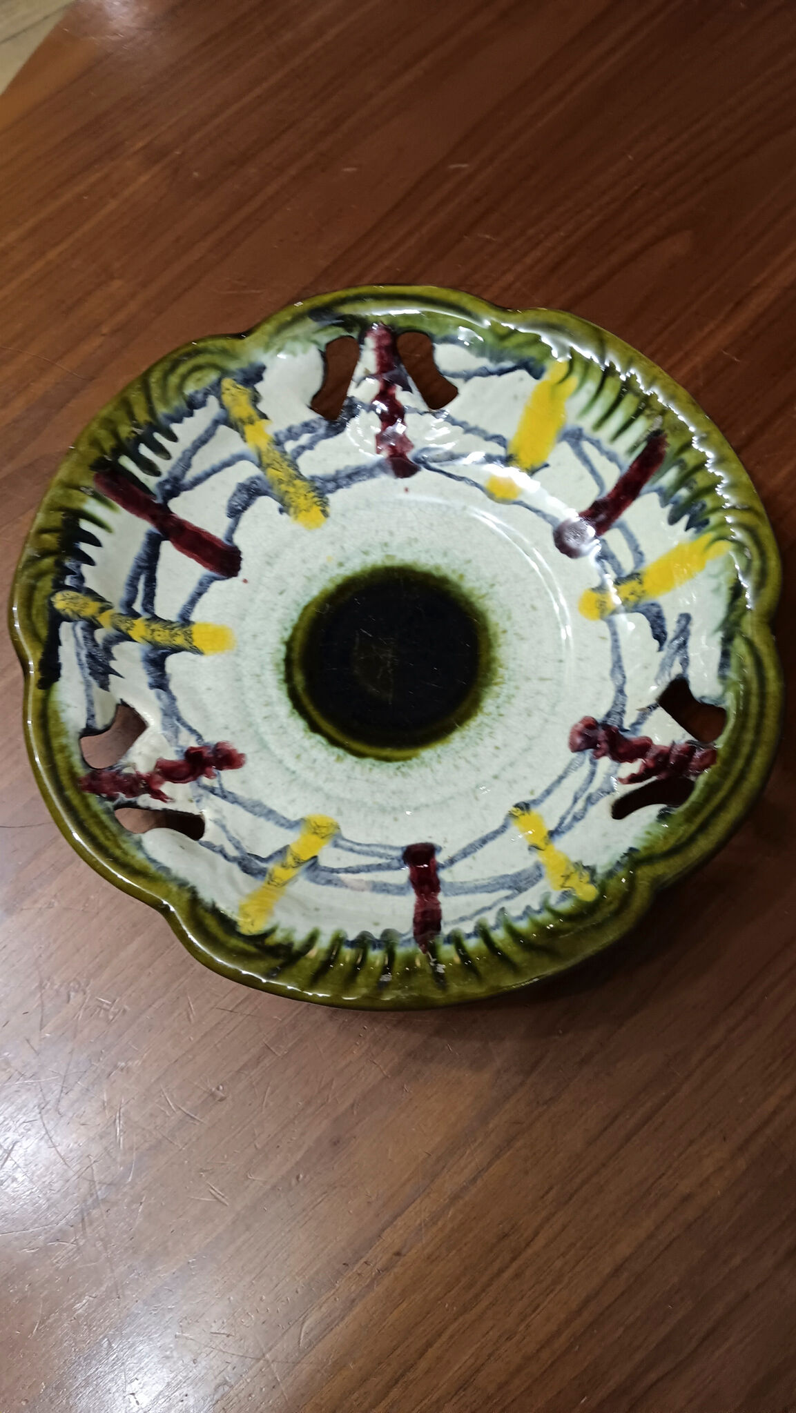 Openwork glazed salad bowl, No. 548. Color green, yellow, brown.