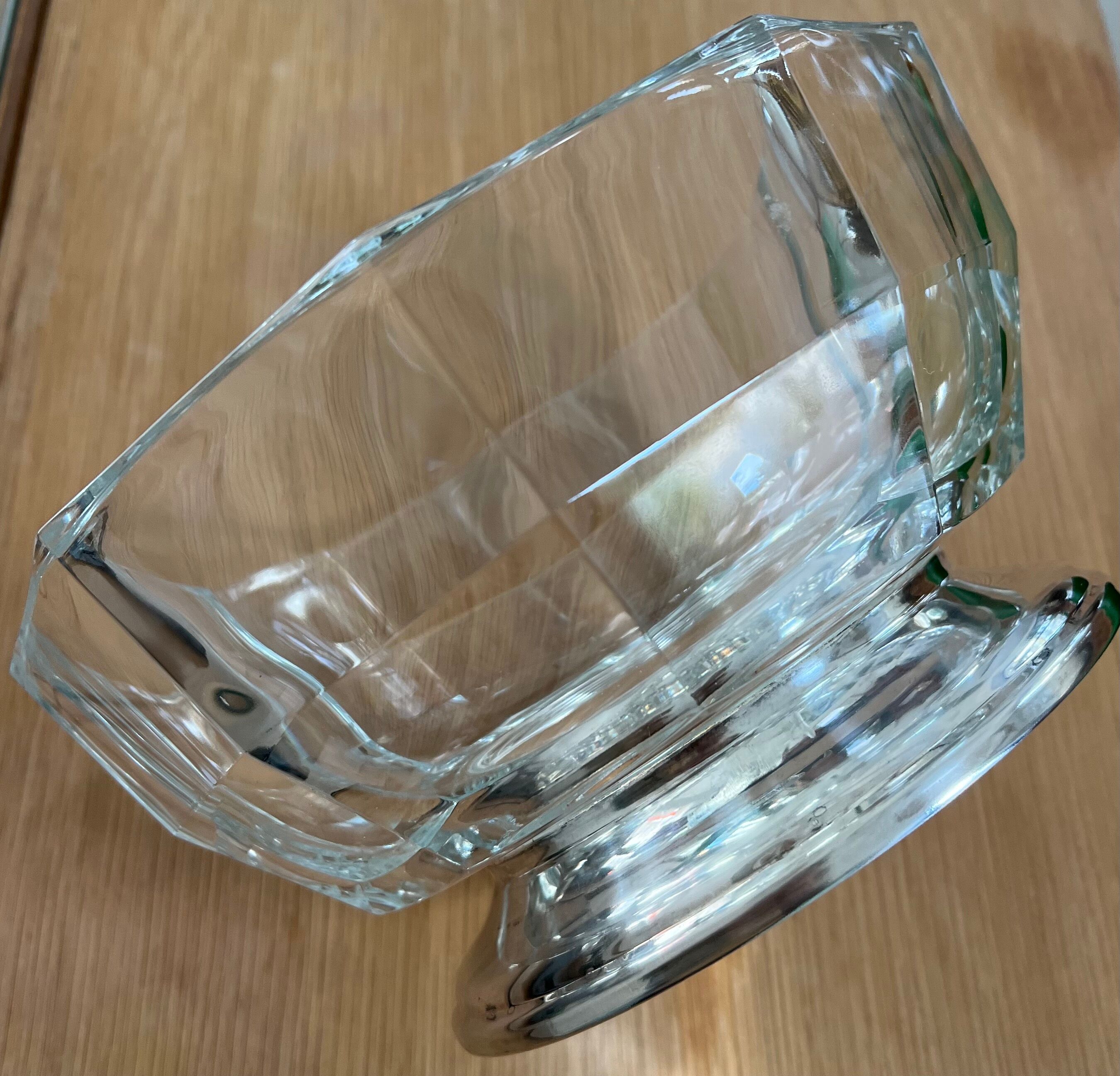 Cut crystal bowl, silver metal base
