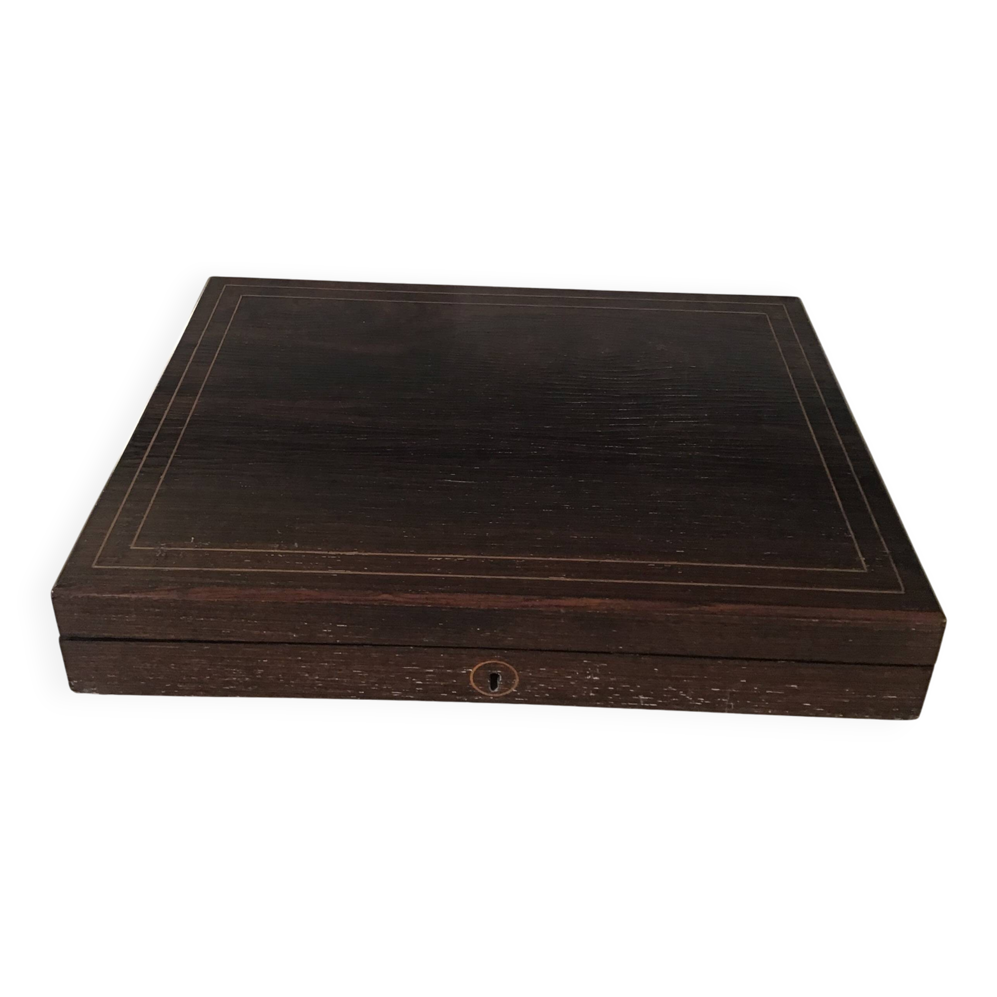 Complete mahogany wood game set with pawns, cards, and score pieces