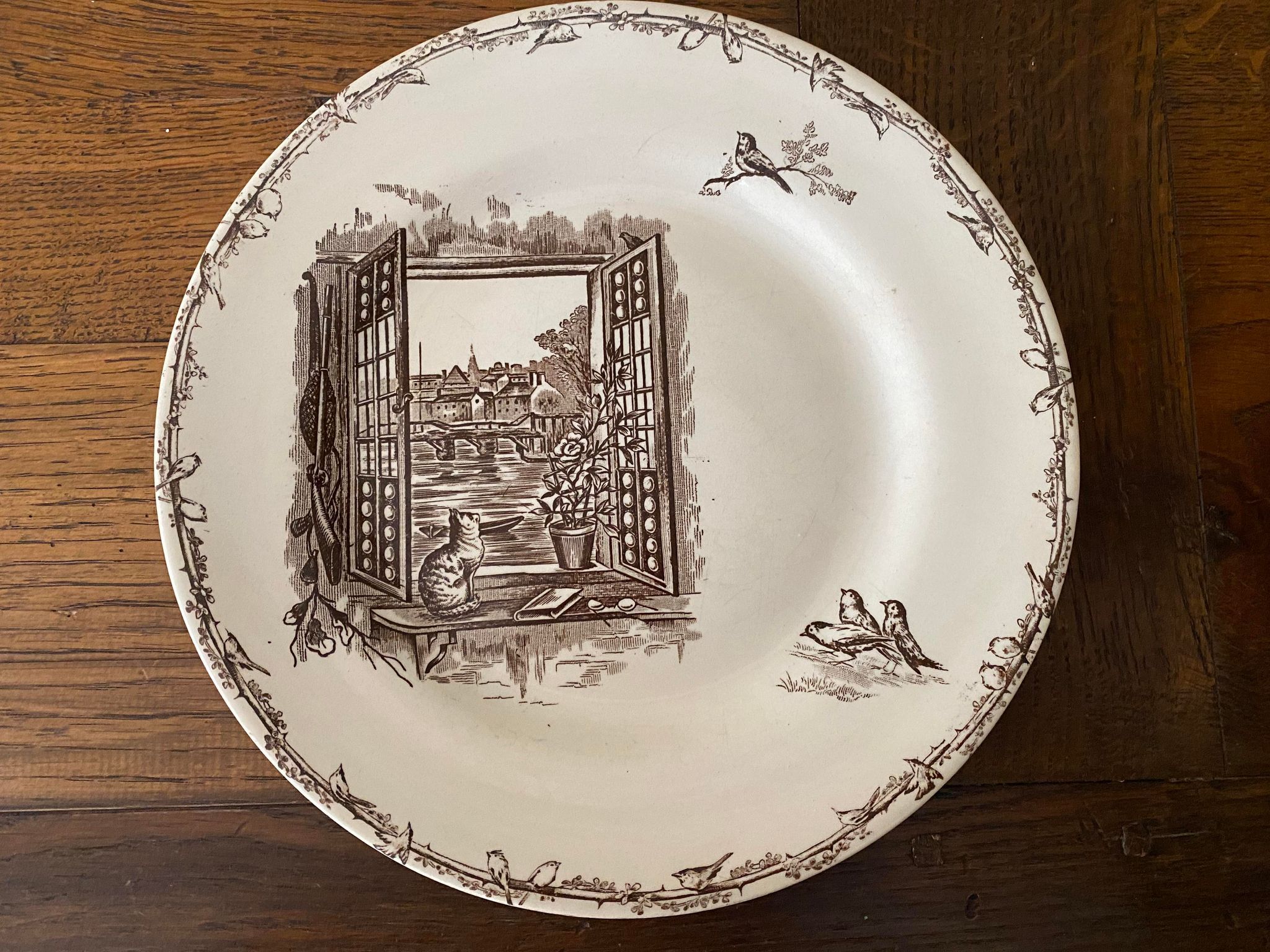 Set of 2 plates terre de fer hb &cie décor open window, cat and birds