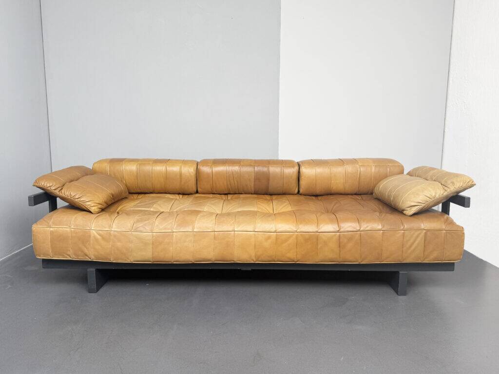 DS 80 daybed, patchwork sofa with armrests in cognac leather by De Sede, Switzerland, 1980s