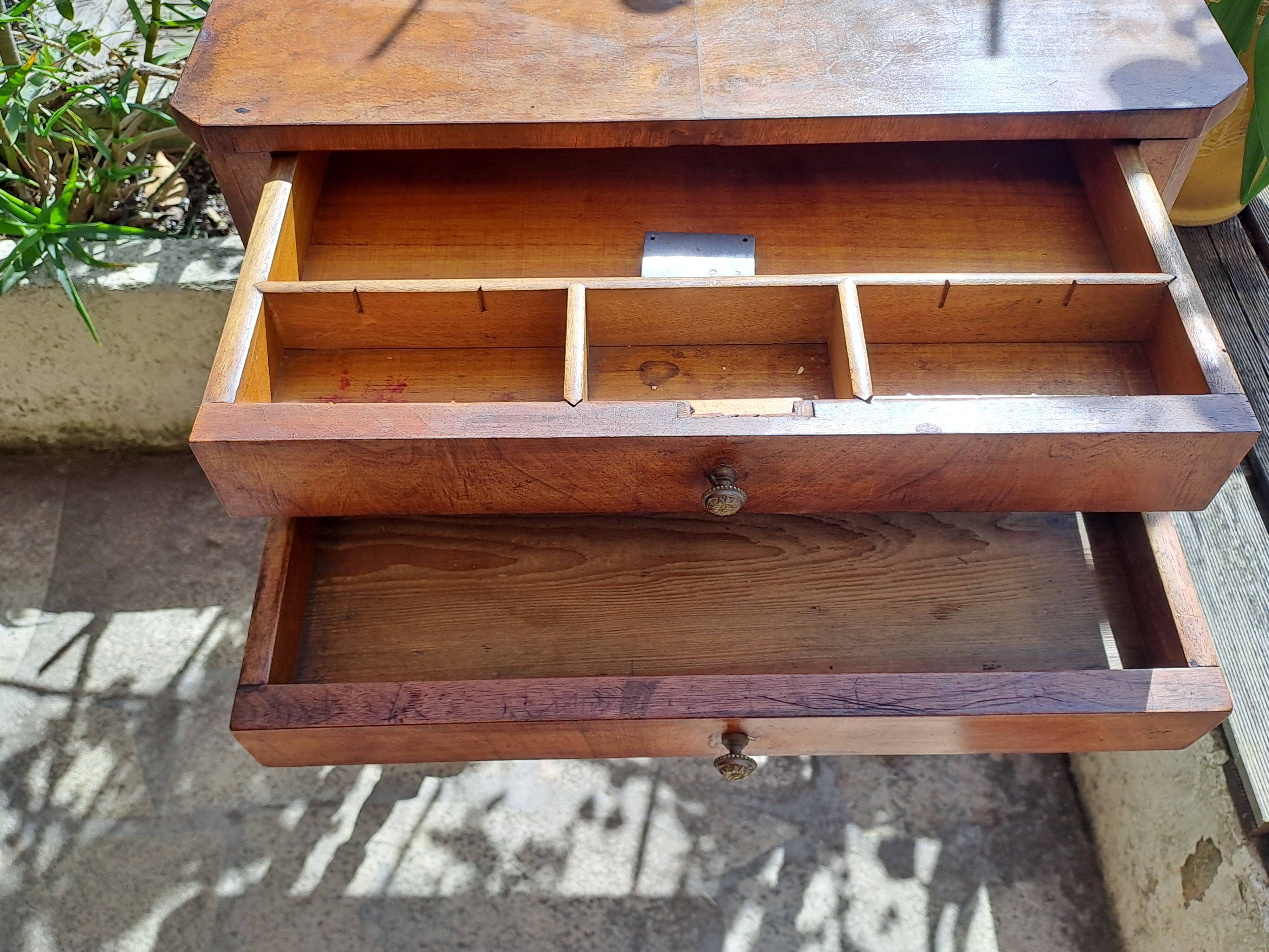 Console, side desk or dressing table in wood with marquetry top and 2 drawers