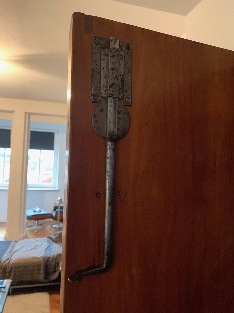 Empire Armoire in Walnut Veneer & Brass, Vienna, 1815