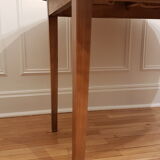 Round table with flaps