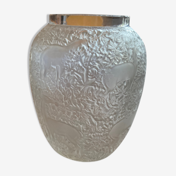 Vase Lalique France avec décors de biches