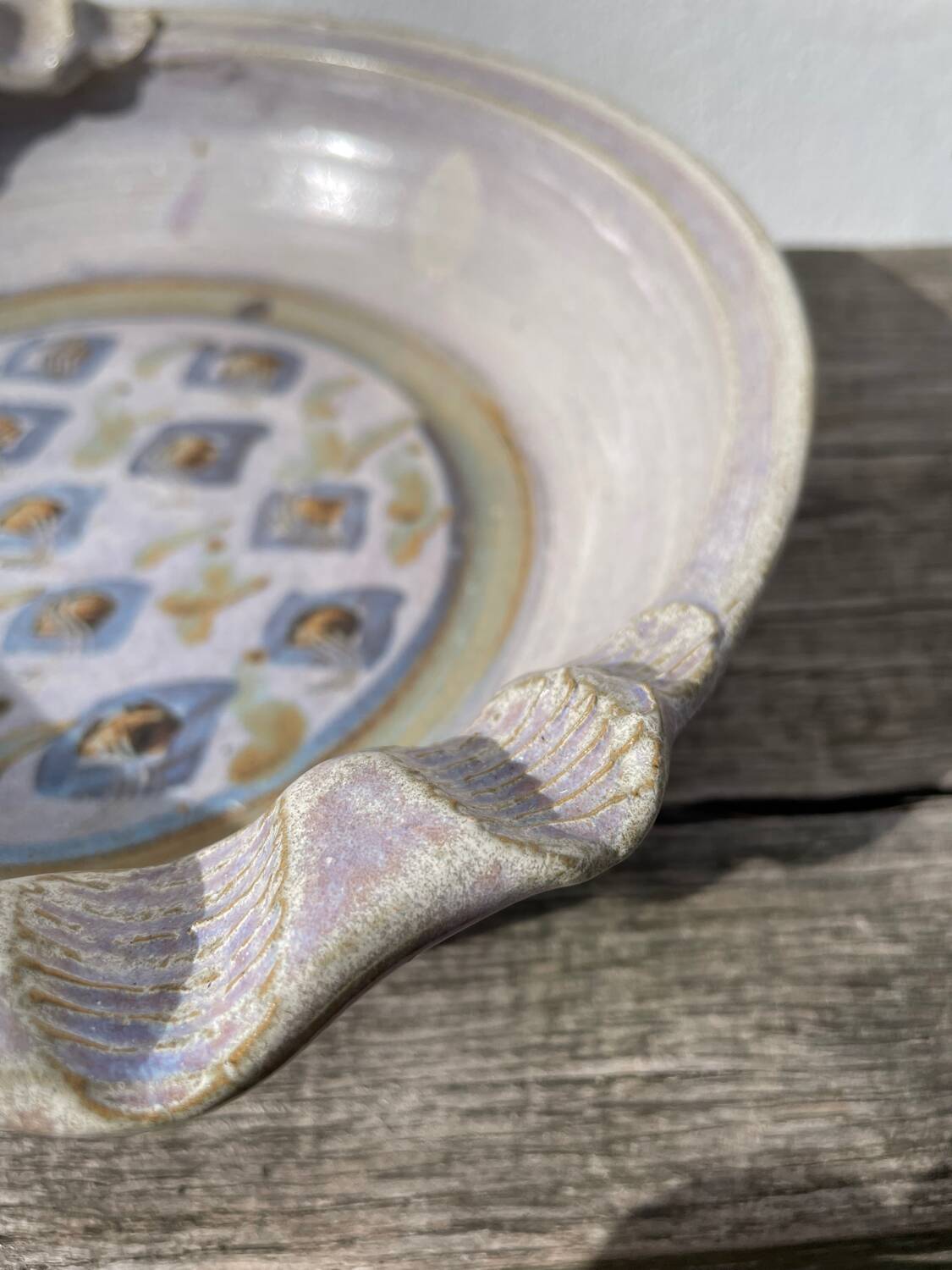 Ceramic pottery salad bowl