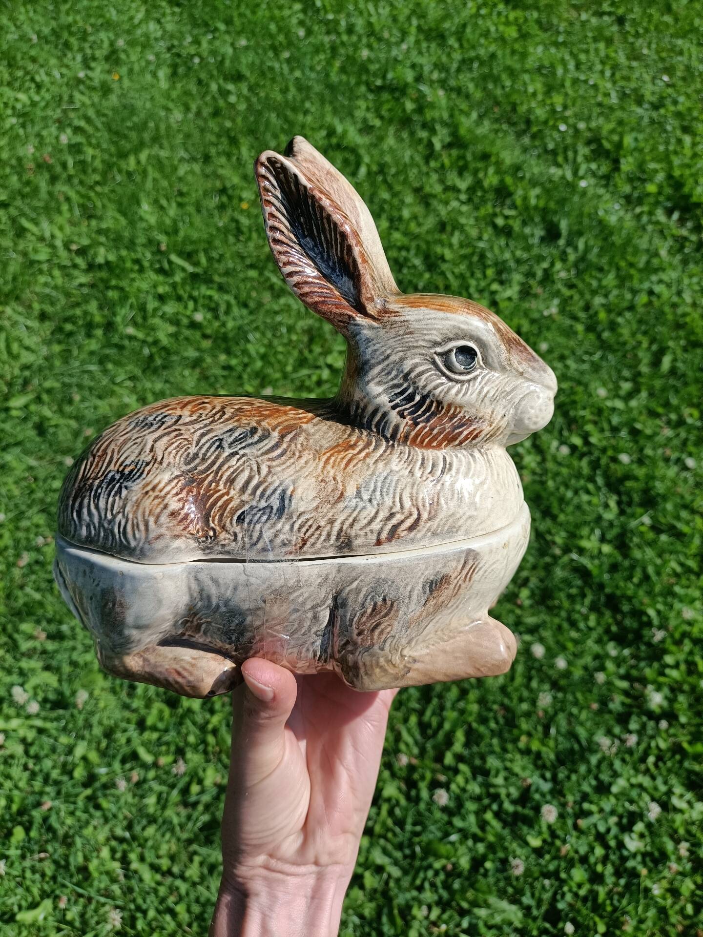 Hand-painted retro rabbit terrine Caugant 💐