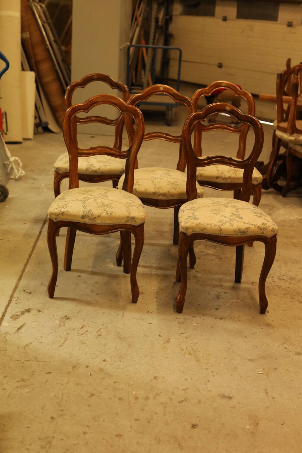 Set of 5 antique Louis-Philippe style chairs – 19th century